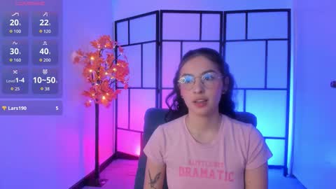 Snapshot of sam_pay chatting on 09-29-25, 12:32 Sam online show from 09-29-25, 12:32