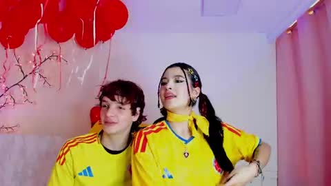 Sam  Kat     online show from 06-13-26, 09:57