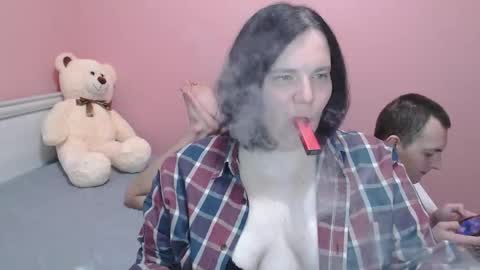 Snapshot of samandra_ray chatting on 10-25-25, 01:51 Alexandra and Sam online show from 10-25-25, 01:51