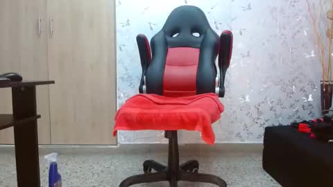 Snapshot of samanta_brownn_ chatting on 01-29-25, 08:46 samanta online show from 01-29-25, 08:46