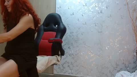 Snapshot of samanta_brownn_ chatting on 02-04-25, 05:55 samanta online show from 02-04-25, 05:55