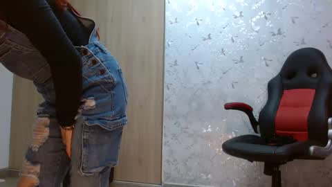 Snapshot of samanta_brownn_ chatting on 03-03-25, 05:50 samanta online show from 03-03-25, 05:50