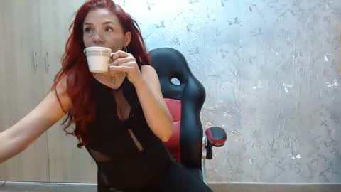 Snapshot of samanta_brownn_ chatting on 09-12-25, 11:21 samanta online show from 09-12-25, 11:21