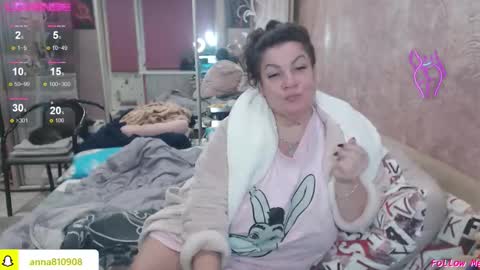 Marry online show from 10-27-25, 06:12