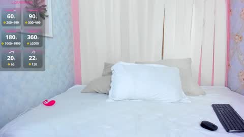 Snapshot of samantamaturehot chatting on 01-31-25, 11:13 Samanta... online show from 01-31-25, 11:13