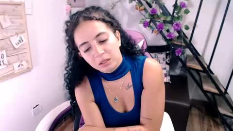 Snapshot of samantha2girl chatting on 06-15-26, 10:34 samantha online show from 06-15-26, 10:34