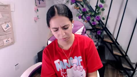Snapshot of samantha2girl chatting on 06-17-26, 06:20 samantha online show from 06-17-26, 06:20