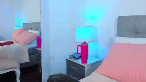 Samantha Vega online show from 07-21-26, 08:33