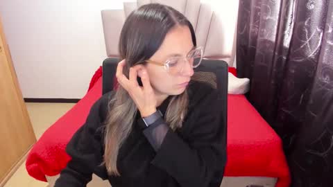 Snapshot of samantha__wilson chatting on 12-03-25, 02:59 Samantha online show from 12-03-25, 02:59