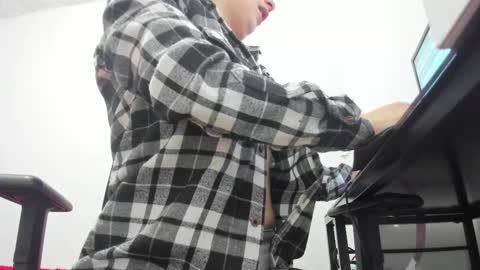 Snapshot of samantha__wilson chatting on 12-15-25, 11:25 Samantha online show from 12-15-25, 11:25