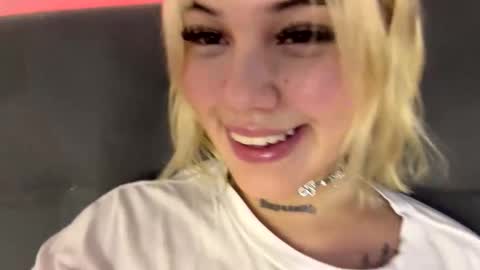 samantha_browwnn online show from 11-03-25, 05:09