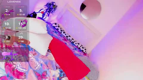 Snapshot of samantha_duke66 chatting on 12-06-24, 07:21 samantha_duke66 online show from 12-06-24, 07:21