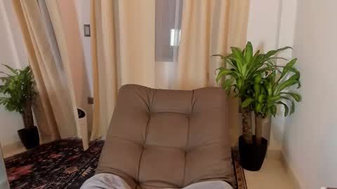 Samantha Ferrec online show from 11-15-25, 09:43