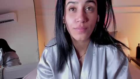 Samantha online show from 04-13-26, 09:59