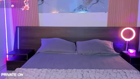 samantha_moons online show from 12-04-25, 11:24