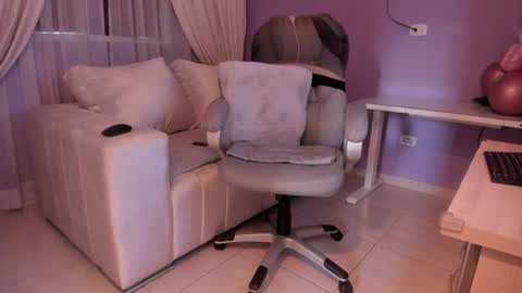 samantha_thompsoon online show from 07-27-26, 10:39
