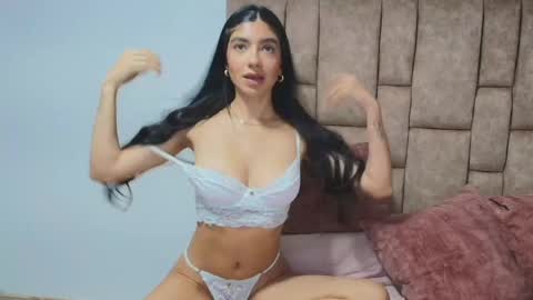 SAMANTHA VELVET online show from 05-29-26, 09:02
