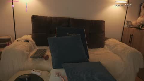 samantha online show from 04-28-26, 02:27