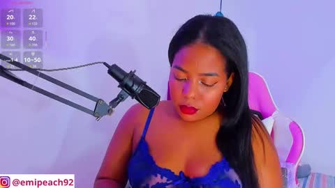 Snapshot of samanthabloom570089 chatting on 11-05-25, 01:38 Samantha Bloom online show from 11-05-25, 01:38