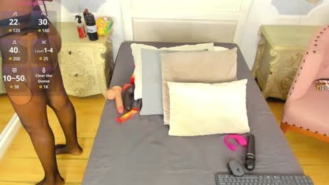 Samantha online show from 01-16-25, 03:34