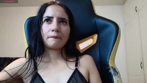 samanthahoteer96 online show from 12-05-25, 03:09