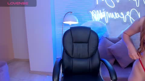 Samantha Klein online show from 12-30-24, 05:34