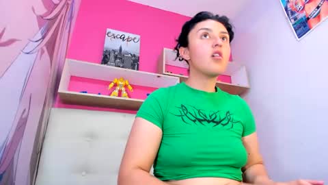 Snapshot of samanthamoonsx chatting on 01-08-25, 06:31 Samantha online show from 01-08-25, 06:31