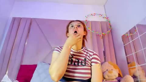 Snapshot of samanthamoonsx chatting on 03-14-26, 08:25 Samantha online show from 03-14-26, 08:25