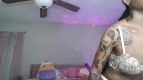 Snapshot of samanthaporsha chatting on 11-23-25, 03:39 samanthaporsha online show from 11-23-25, 03:39