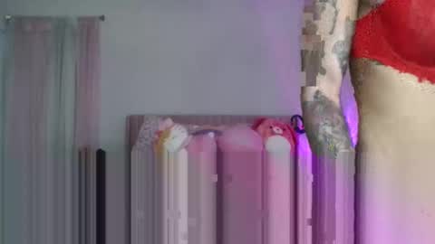 Snapshot of samanthaporsha chatting on 12-14-25, 12:10 samanthaporsha online show from 12-14-25, 12:10