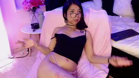 Snapshot of samara_glow chatting on 03-08-26, 02:04 Samara online show from 03-08-26, 02:04