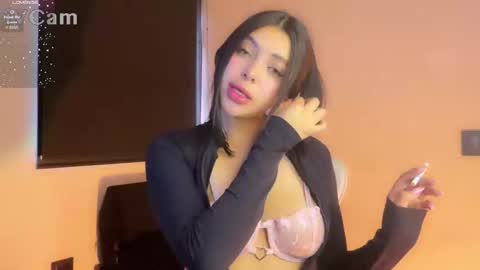 Snapshot of samara_lam chatting on 01-30-25, 07:37 Sammy  online show from 01-30-25, 07:37