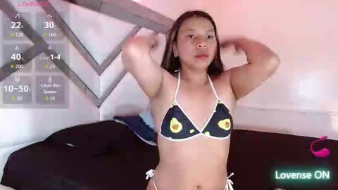 Snapshot of samara_selene chatting on 11-04-25, 07:13 SAMARA online show from 11-04-25, 07:13