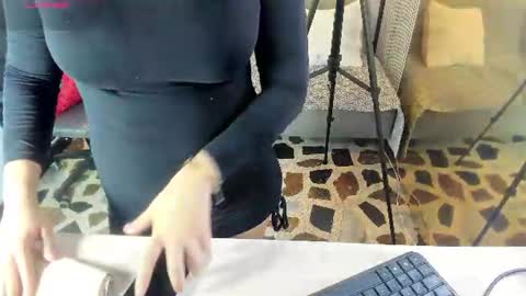 Samara online show from 06-18-26, 04:57
