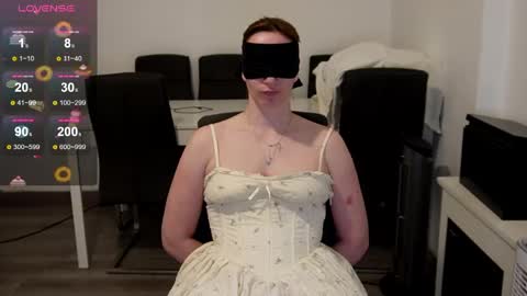 Samara From The Well online show from 04-21-26, 09:06