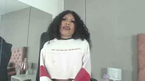 Snapshot of samaragrey18 chatting on 02-19-25, 07:50 samaragrey18 online show from 02-19-25, 07:50