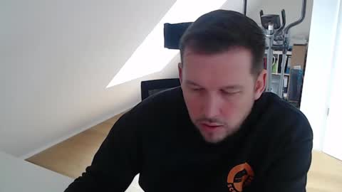 Snapshot of samariterbw chatting on 02-27-25, 10:15 TopBoy online show from 02-27-25, 10:15