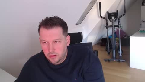 Snapshot of samariterbw chatting on 03-27-26, 05:01 TopBoy online show from 03-27-26, 05:01