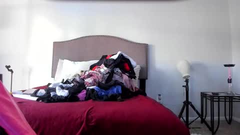 Yaya online show from 10-09-25, 11:03