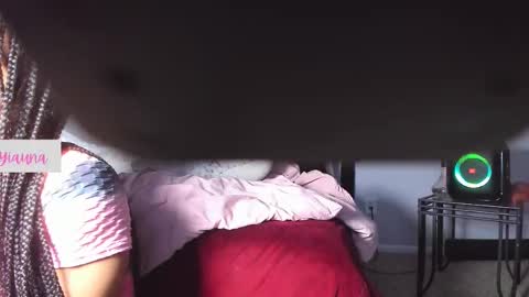 Yaya online show from 11-20-25, 05:51