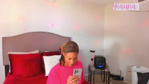 Yaya online show from 11-21-25, 05:44