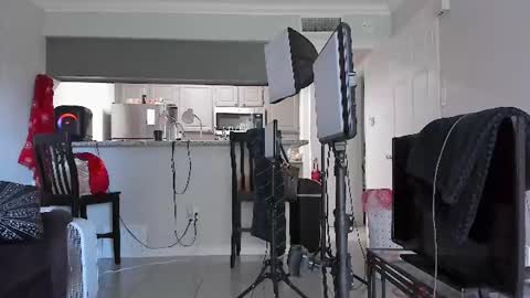 Yaya online show from 06-13-26, 11:35