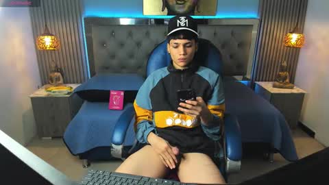 Snapshot of samblack_ chatting on 02-17-26, 03:40 Sam online show from 02-17-26, 03:40