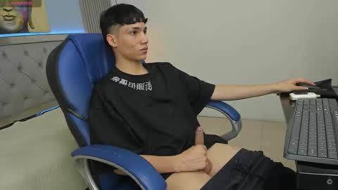 Snapshot of samblack_ chatting on 03-16-26, 08:46 Sam online show from 03-16-26, 08:46