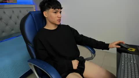 Sam online show from 05-01-26, 01:37