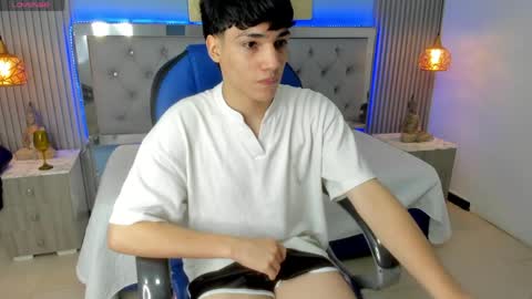 Sam online show from 06-05-26, 12:44