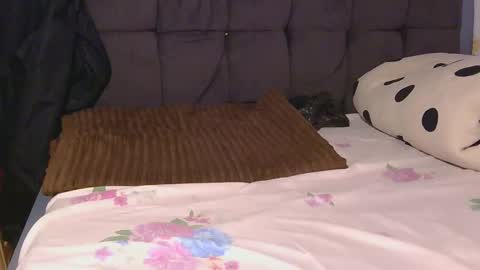 Snapshot of sambo119769 chatting on 04-03-26, 04:10 sambo119769 online show from 04-03-26, 04:10