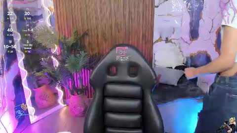 sam online show from 06-18-26, 04:46