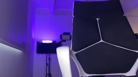 Sam Dornan online show from 01-02-25, 07:40