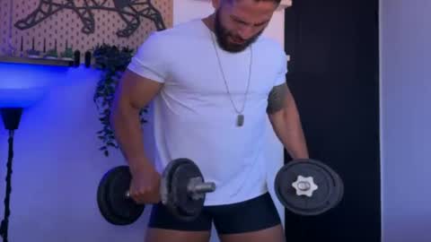 Snapshot of samdornan chatting on 07-22-26, 12:08 Sam Dornan online show from 07-22-26, 12:08